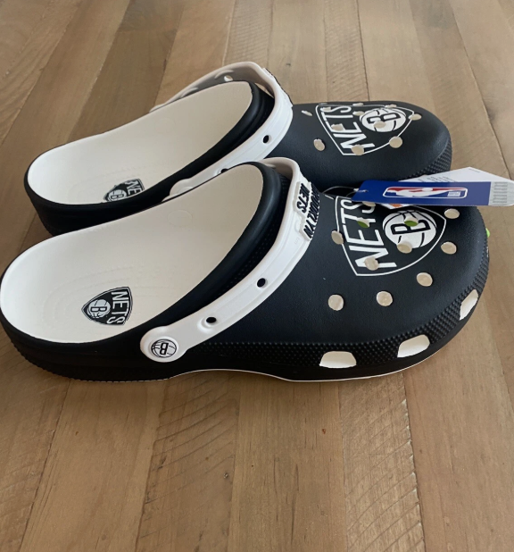 Crocs NBA Brooklyn Nets Classic Clogs Basketball Mens