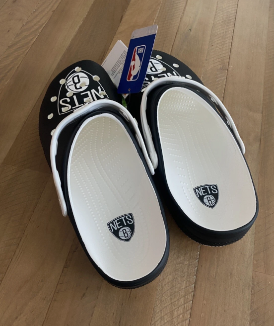 Crocs NBA Brooklyn Nets Classic Clogs Basketball Mens